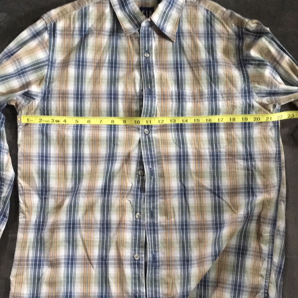 Men’s Gap button down shirt - Picture 7 of 8